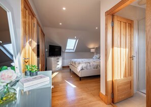 4 soveværelser, internetforbindelse, sengetøj