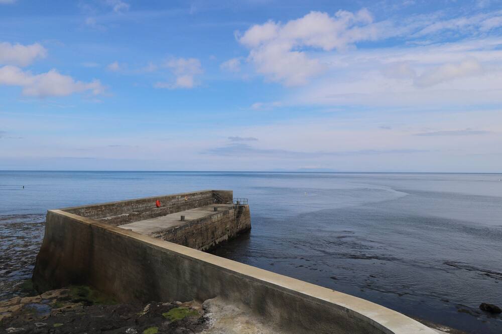 HOUSE OF IRELAND, pet friendly in Easkey, County Sligo