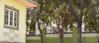 Royal Suites & Apartments