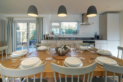 Number 5 -  4-Bed Bungalow with Parking & Garden