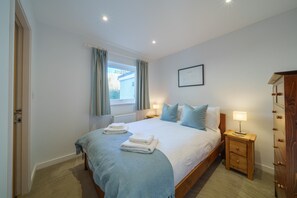 4 bedrooms, iron/ironing board, travel cot, WiFi