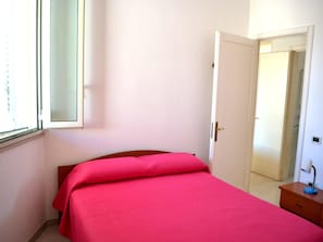 Maison, 2 chambres, fumeurs, balcon | 3 chambres