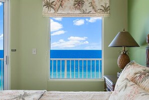 3 bedrooms, iron/ironing board, free WiFi, bed sheets - Beachfront Bliss: Luxe 3BR Condo at Marisol Complex (Panama City Beach)
