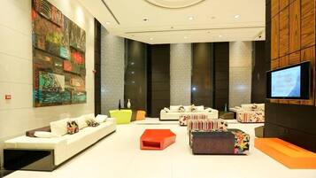 Sala de estar en el lobby