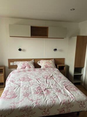 2 chambres, draps fournis