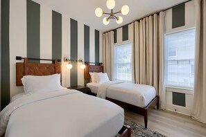5 bedrooms, iron/ironing board, travel cot, free WiFi - The Cocoa Chateau (Hummelstown)