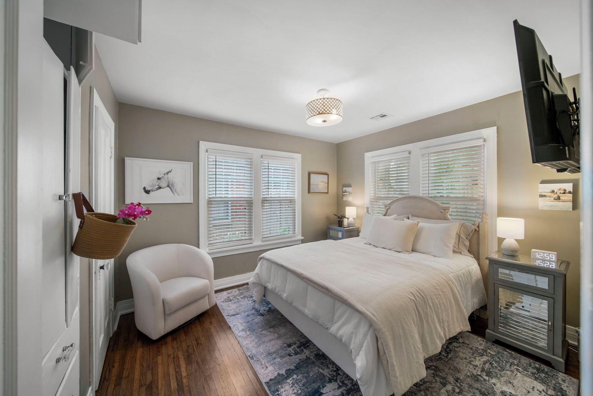 2 bedrooms, desk, iron/ironing board, free WiFi