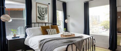 1 chambre, bureau, fer et planche à repasser, Wi-Fi