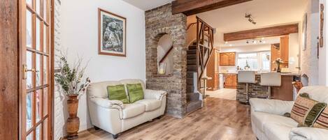 電視、壁爐、 辦公室