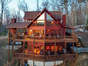 Exterior - Cabin Unwined | (Morganton)