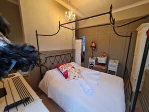 Apartment | 1 bedroom, iron/ironing board, free WiFi, bed sheets