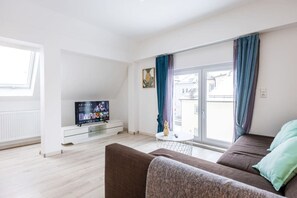 TV - Arbio I Modern Apart Lechhausen Schlößle (Augsburg)