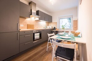 冰箱、烤箱、炉灶、洗碗机