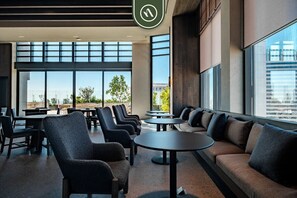 Nicht klassifiziertes Bild, 3 von 42, Schaltfläche