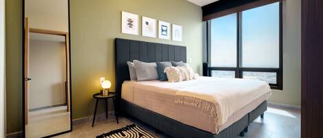 1 chambre, fer et planche à repasser, lit de bébé portatif, Wi-Fi