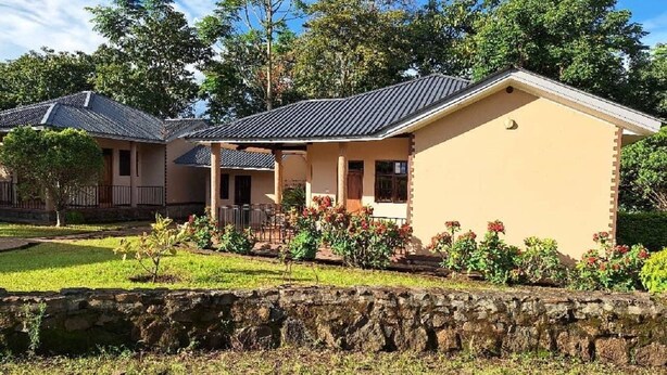 Front of property - Emberlight Lodge (Arusha)