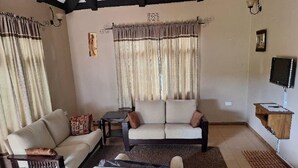 Living area - Emberlight Lodge (Arusha)