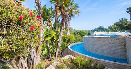 42 Presa do Moura, beautiful townhouse on stunning complex with pool and gym!