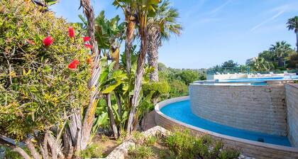 42 Presa do Moura, beautiful townhouse on stunning complex with pool and gym!