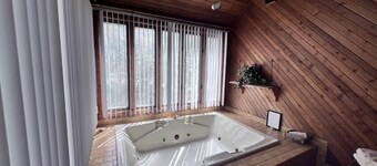 The Owlery at Sugar - a unique 3 story mountain chalet.