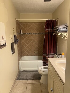 Shower, hair dryer - Northridge place with Hot Tub (Albuquerque)