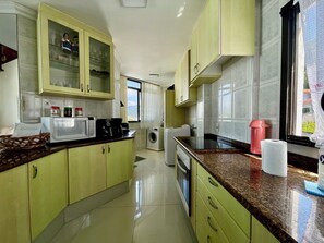 Private kitchen - Apartamento em Caraguatatuba- Linda Cobertura com Saida Para o Mar.martim de Sa (Caraguatatuba)