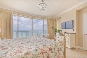2 bedrooms, iron/ironing board, WiFi, bed sheets - Spacious Seaside Escape (Panama City Beach)