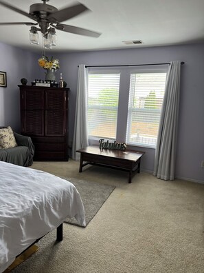 3 bedrooms, iron/ironing board, free WiFi, bed sheets - Family sized home with pool!   (Charlotte)