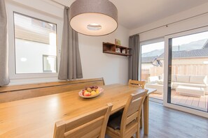 Dining - Edelweiss Chalet Zell am See (Zell am See)