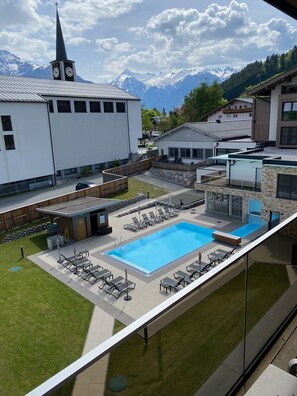 A heated pool - SPA Apartments Deluxe Garden 414 (Zell am See)