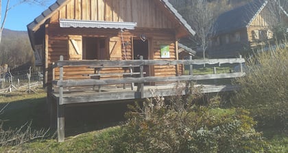 Les Cabanes de Souègnes Chalet le Pinson