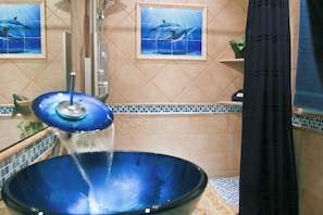 Douche, serviettes fournies