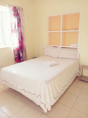 3 bedrooms, free WiFi, bed sheets