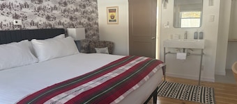 COHO Inn & Motor Lodge