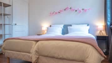 1 habitación, escritorio, wifi gratis y ropa de cama
