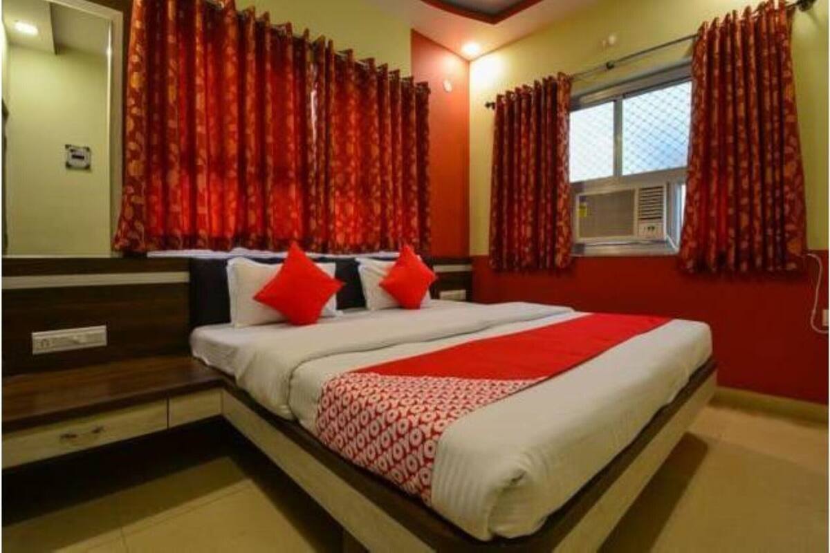 Standard Double Room | Free WiFi, bed sheets