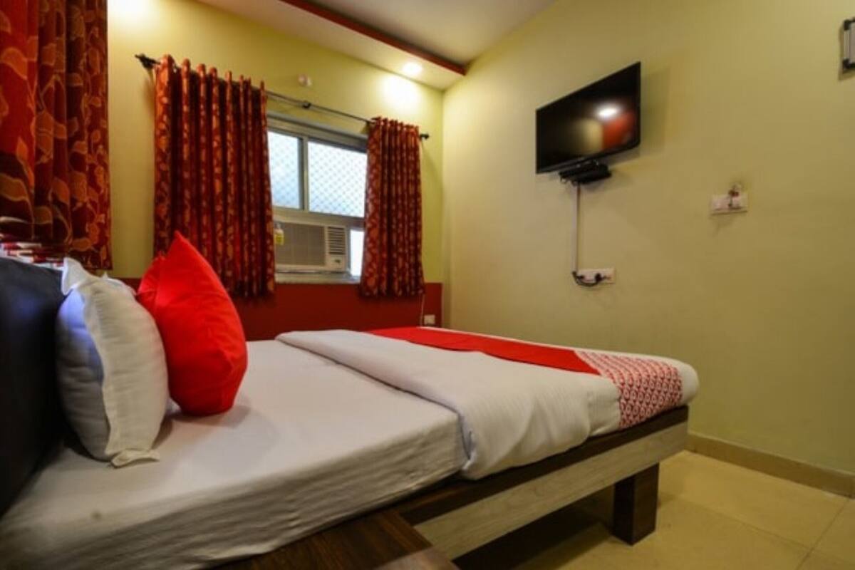 Standard Single Room | Free WiFi, bed sheets