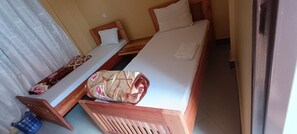 Økonomi-enkeltrom | Lydisolert, strykejern/-brett og barnesenger (inkludert)