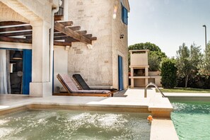 Pool - Villa Torre I by Villas Guide (Frata)