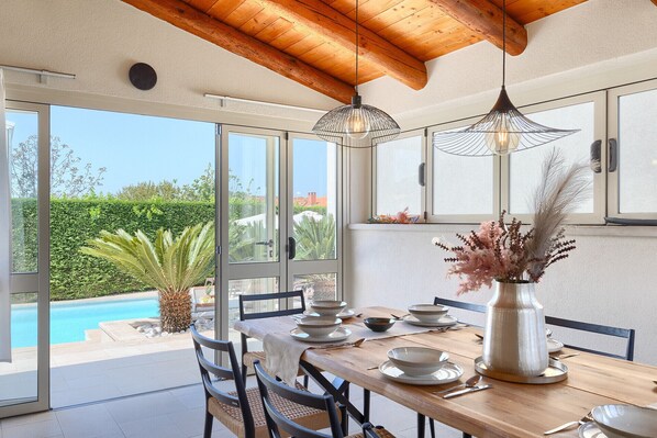 Dining - Villa Bruna by Villas Guide (Porec)