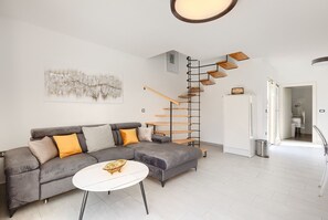 TV - Villa Bruna by Villas Guide (Porec)