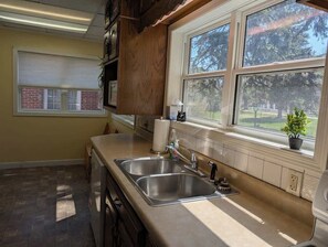 Fridge, microwave, oven, stovetop - Brick House on the River | Riverside Point Resort (Park Rapids)