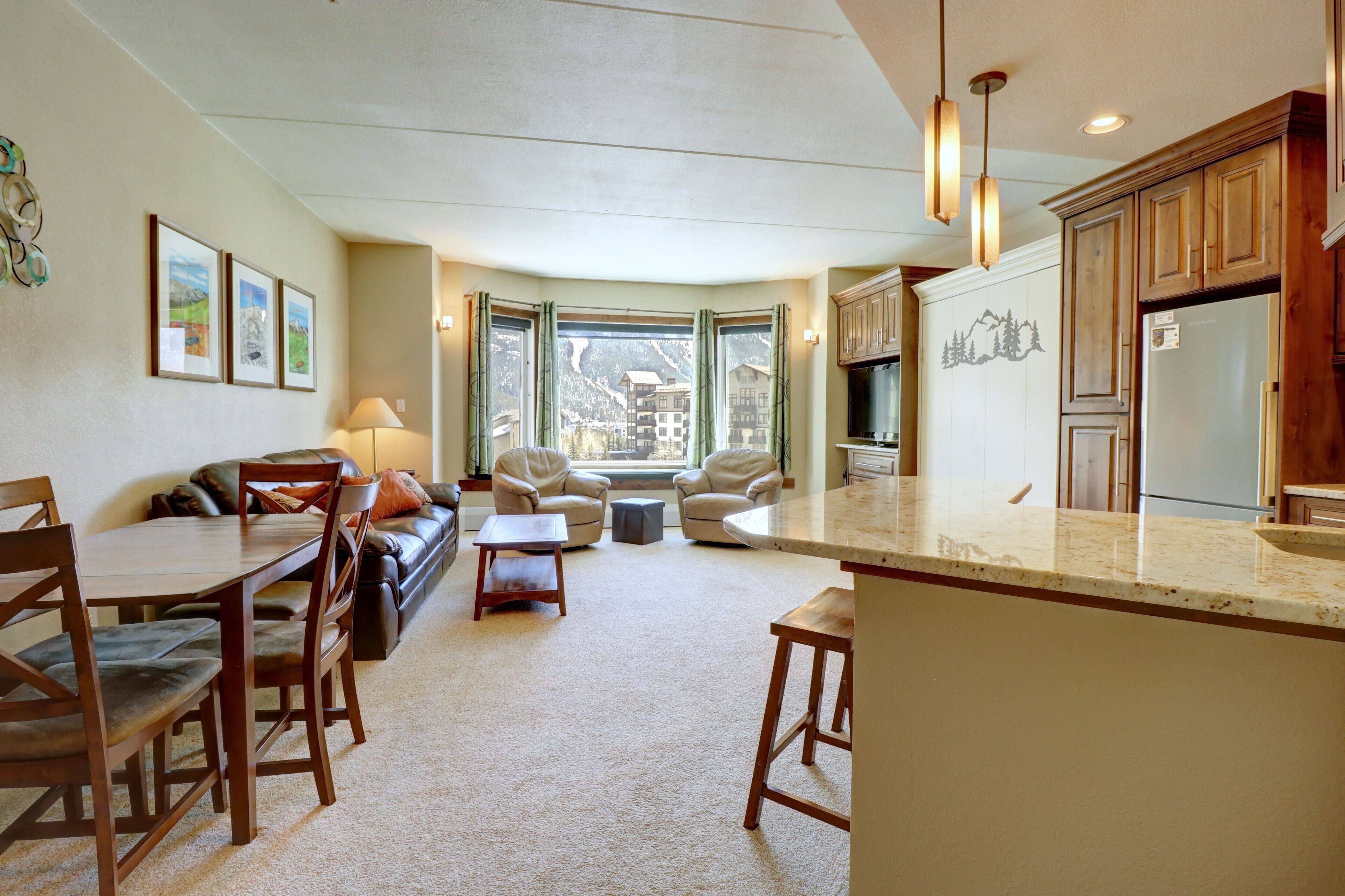 Studio | Spiseområde på rommet