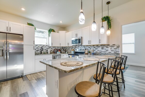 House (4 Bedrooms) | Private kitchen - Charming Tampa Home < 3 Mi to Busch Gardens! (Tampa)