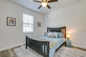 Hus (4 Bedrooms) | 4 soverom og sengetøy