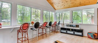 華盛頓特區14英里：附庭院與日光房的度假屋  