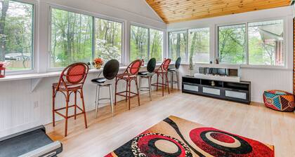 14 Mi to DC: Retreat w/ Patio & Sunroom!