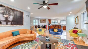 House (3 Bedrooms) | Interior