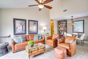 Casa (2 Bedrooms) | Interior