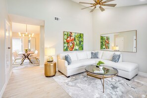Interior - Idyllic Tustin Home w/ Private Patio & Grill (Tustin)